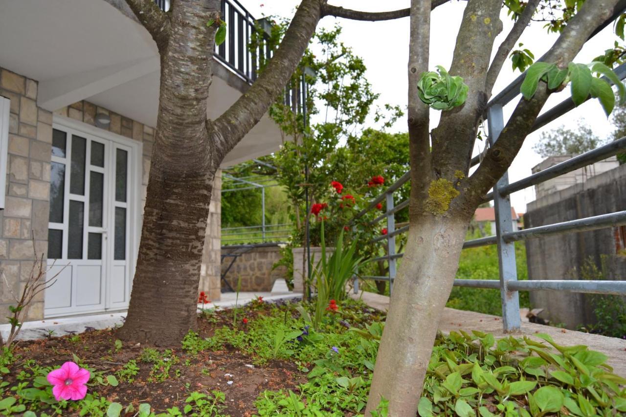 Tivat Apartments Екстериор снимка