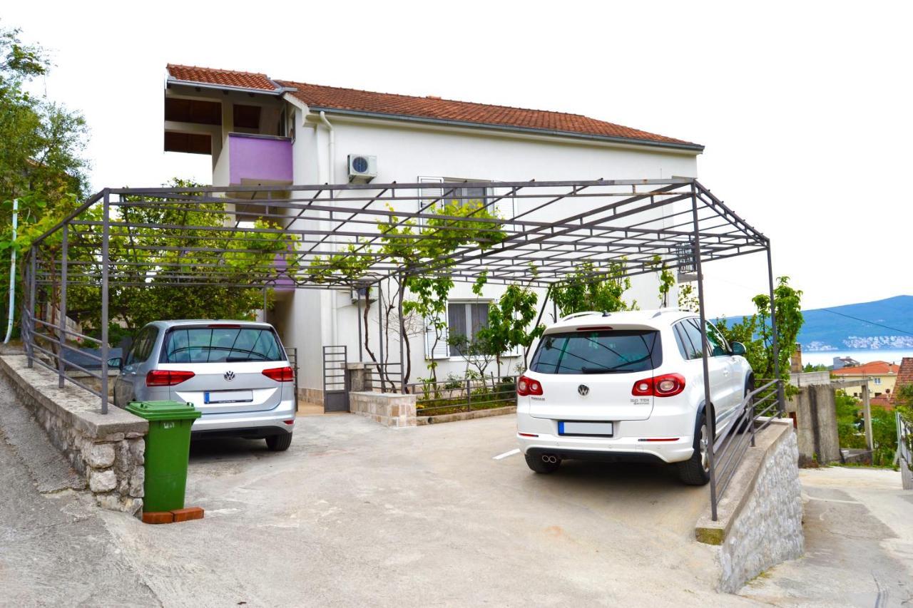 Tivat Apartments Екстериор снимка